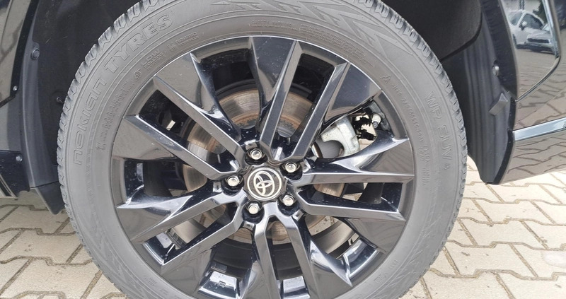 Toyota RAV4 cena 169900 przebieg: 55798, rok produkcji 2021 z Józefów małe 172